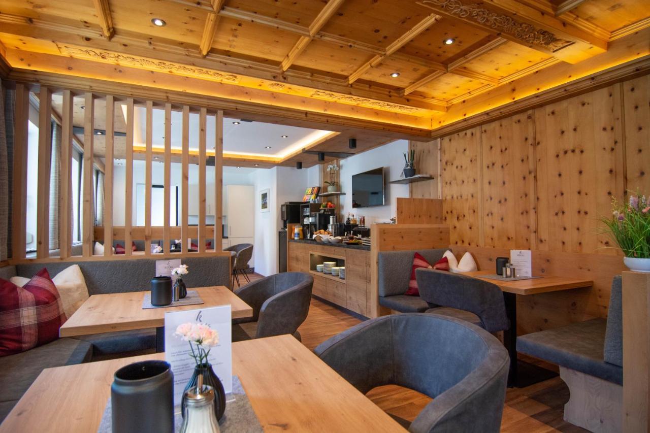 Koecks Bed & Breakfast กัลเทือร์ ภายนอก รูปภาพ